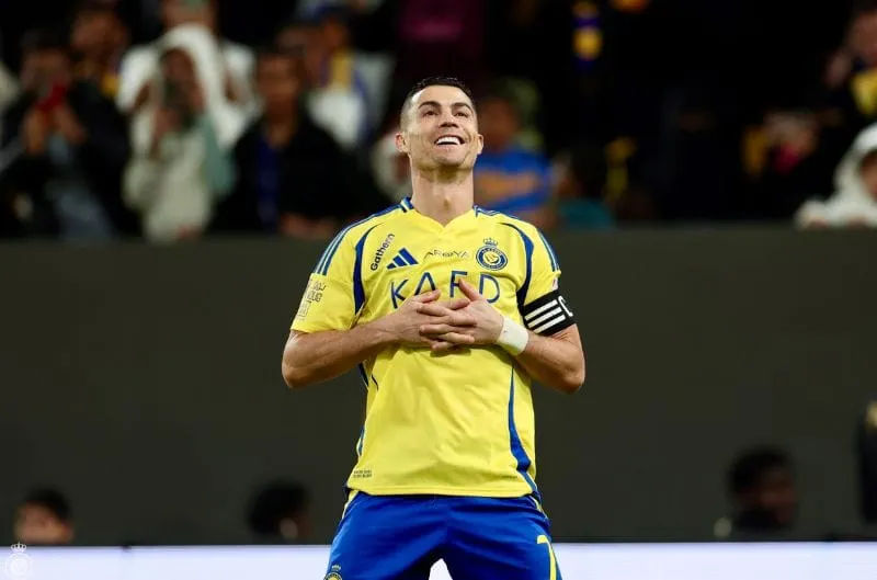 Al-Nassr firma extensión millonaria con Cristiano Ronaldo hasta 2026