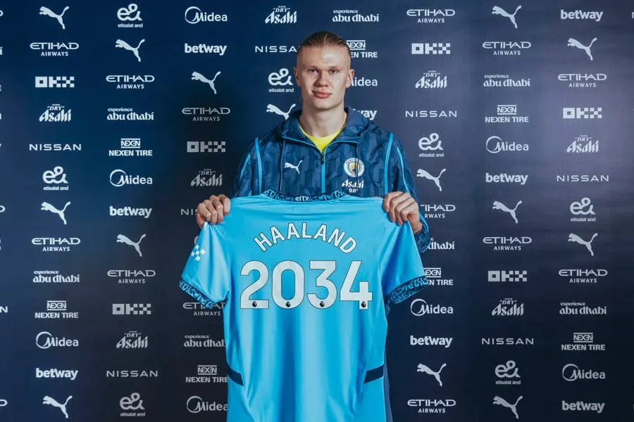 Erling Haaland firma contrato histórico para liderar al Manchester City hasta 2034