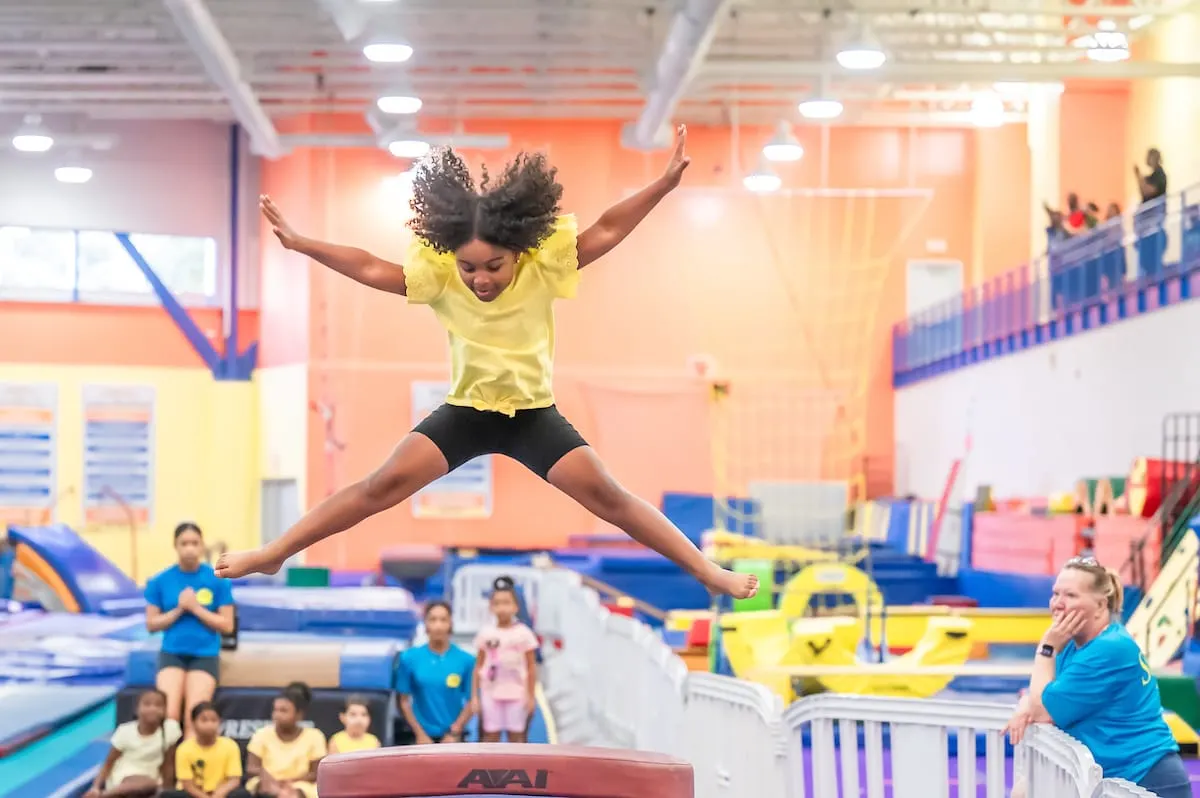 Inscribe a tu hijo en un campamento de verano: 10 razones para hacerlo en el DMV