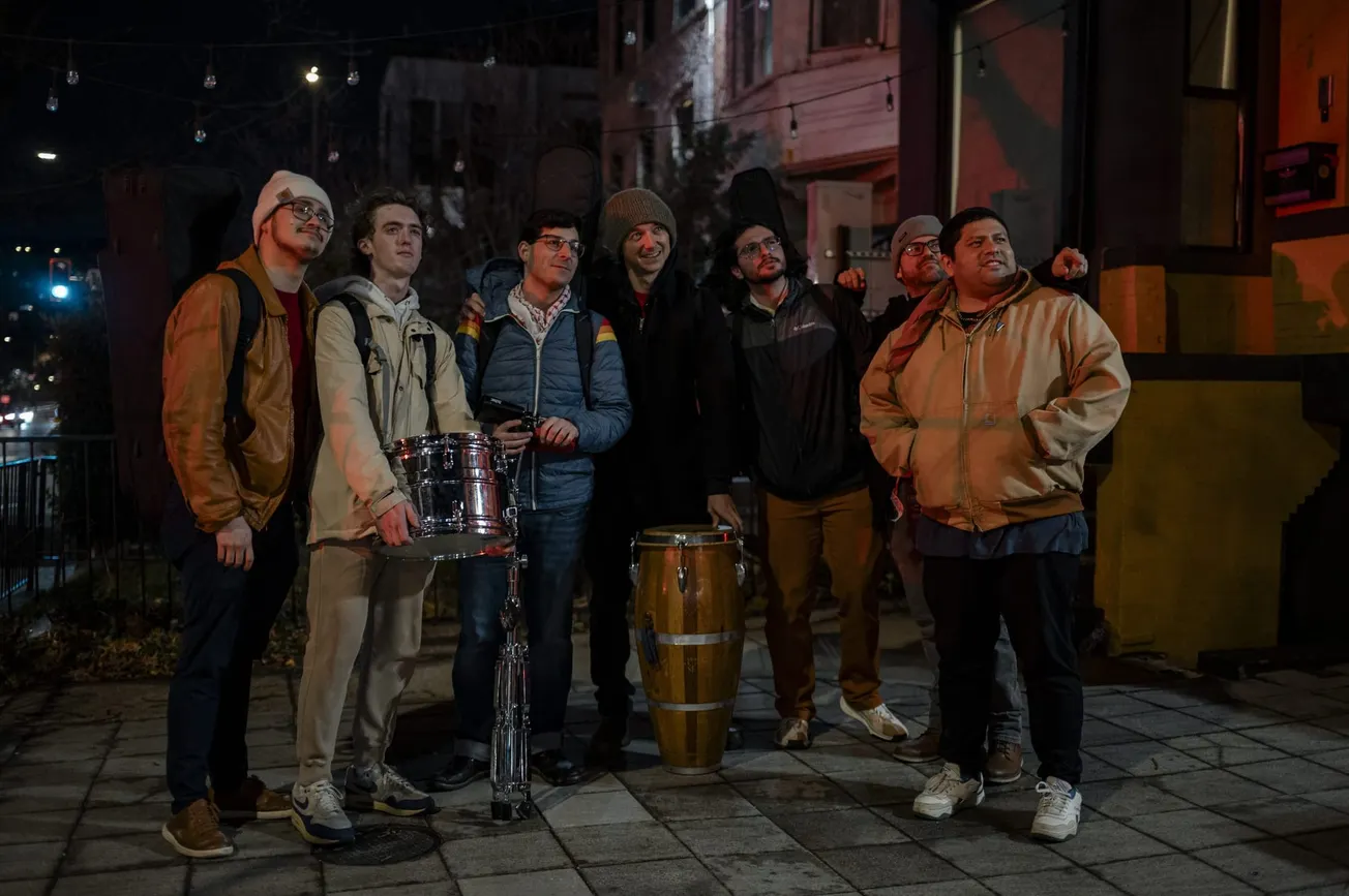 Chicha Morada trae cumbia psicodélica a Marx Café