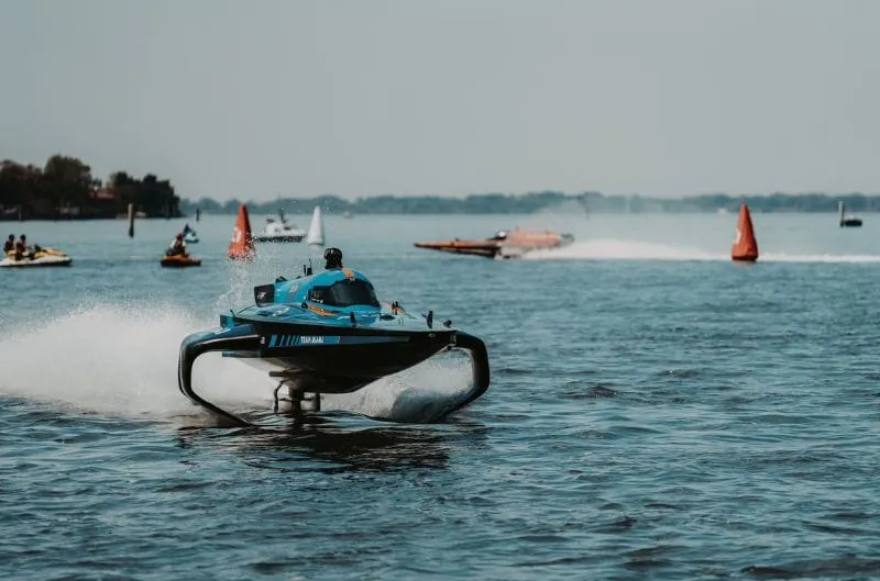 Doha abre la temporada 2025 de la E1 Series