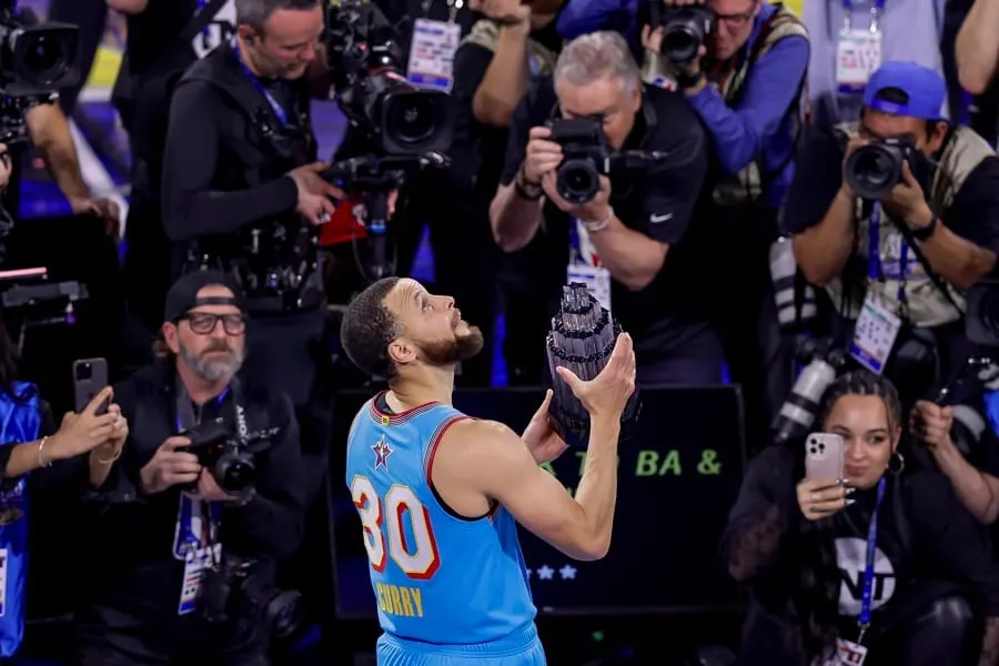 Clavadas, triples y controversias en un All-Star que no dejó a nadie indiferente