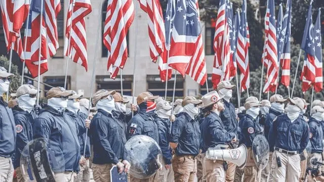 Grupo Nacionalista Blanco sigue activo, contrario a afirmaciones en redes sociales