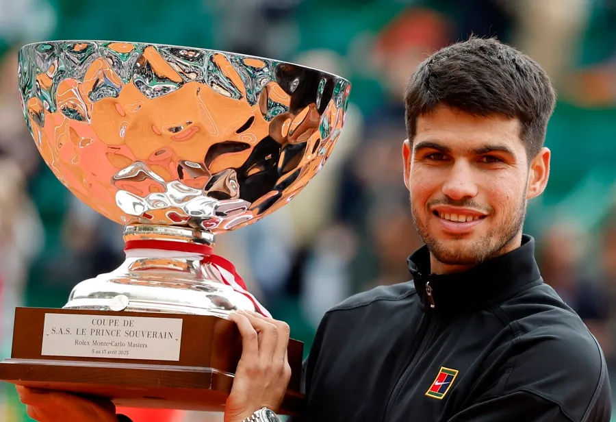 Carlos Alcaraz brilla y logra el título en Monte-Carlo
