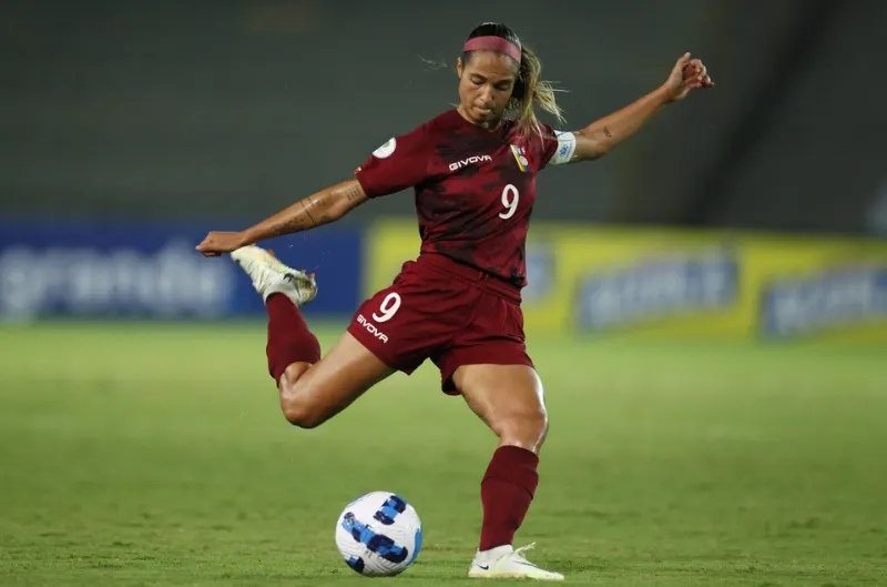 ¿Deyna Castellanos prioriza su carrera en Estados Unidos sobre la selección venezolana?