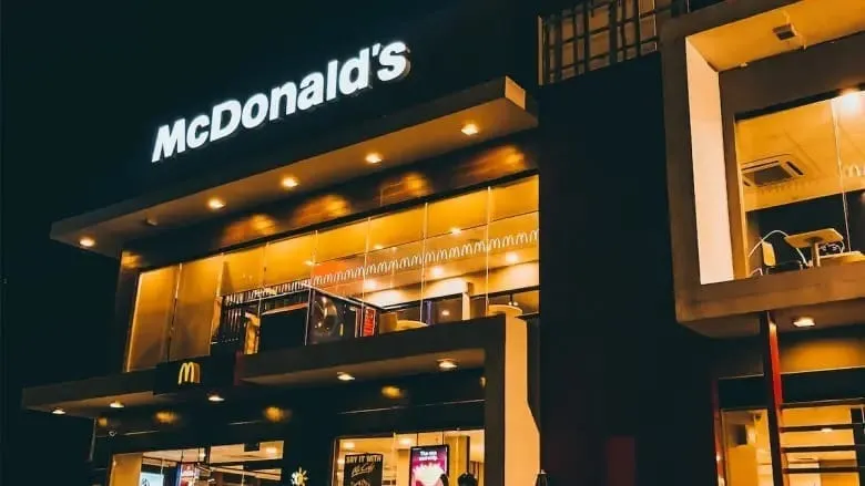Marcas como McDonald's, Starbucks o Domino's podrían enfrentar boicots