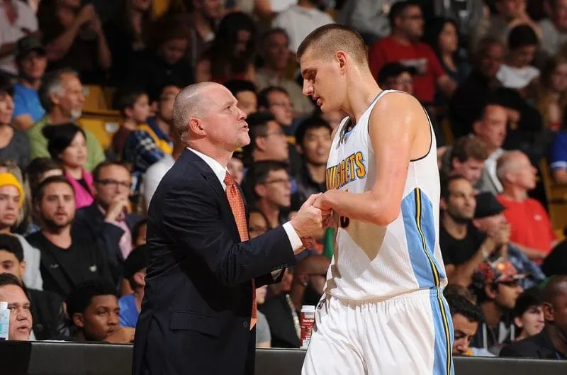 ¿Por qué los Denver Nuggets dejaron ir a su entrenador campeón Michael Malone?