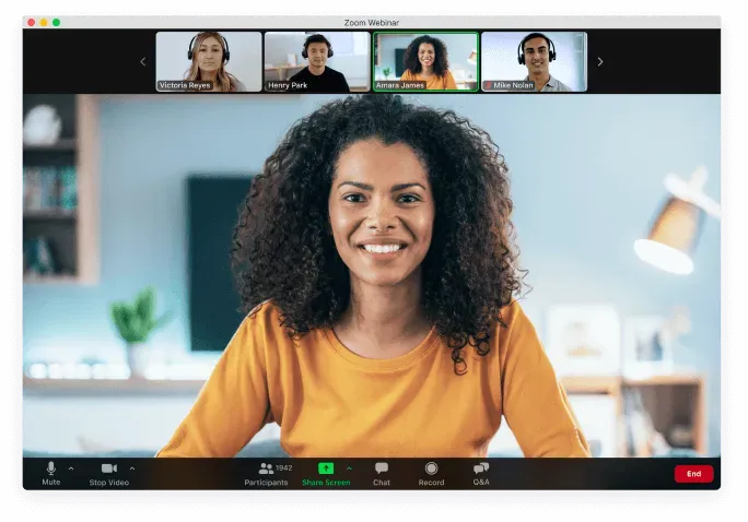 Zoom Webinars viewer experience showing the attendee interface with limited branding options, compared to Webex in this Zoom vs Webex review