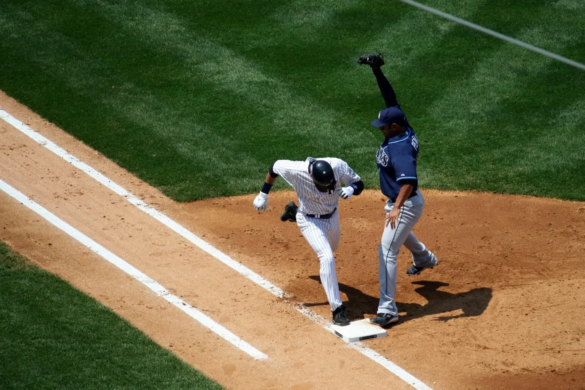 A photo of the baseball player Derek Jeter running to first base