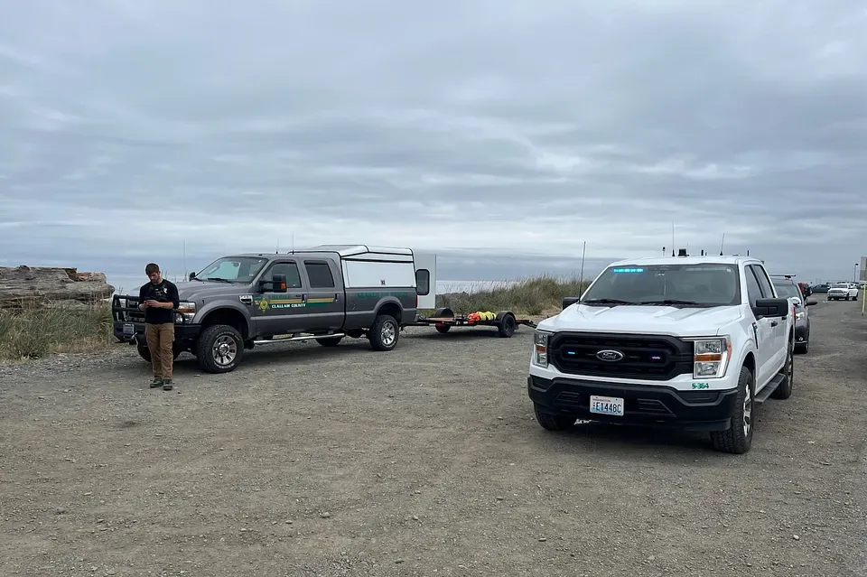 Search Intensifies at Ediz Hook for Missing 22-Year-Old Port Angeles Man