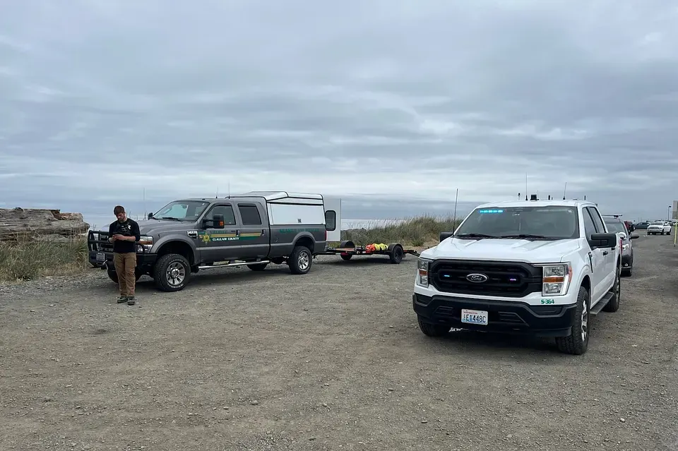 Search Intensifies at Ediz Hook for Missing 22-Year-Old Port Angeles Man