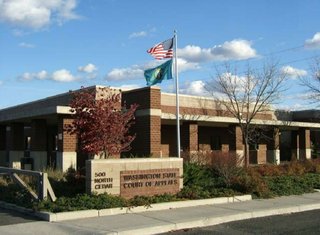 Appeals Court Reverses Restitution Order Over Broken Hospital Eye Device in Spokane Case