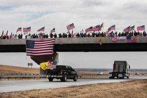 UPDATE: Freedom Convoy  Moves Through Salina