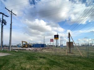 Pizza Hut On S 9th St Torn Down, New Changes Coming