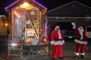 Georgetown Santas Tradition Continues