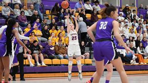 KWU Coyotes Roll in 2nd Quarter, Hold on to Beat Threshers 70-62
