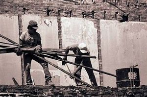 Image Captures Demolition of 218 N. Santa Fe Building in 1990