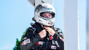 KWU to Serve as Associate Sponsor for ARCA Driver Stephanie Moyer