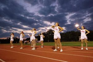 Ell-Saline bulldogs Bennington 56-22 (Photo Gallery)