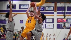 KWU Men's Basketball Falls to Dickinson State 73-71 in Season Opener