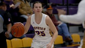 KWU Women’s Basketball Opens Season with 72-63 Win Over Bellevue