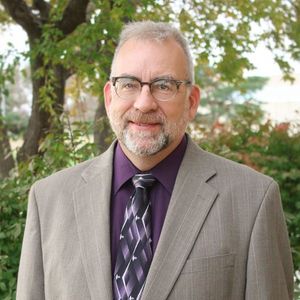 Genereux Named 2023 Recipient of K-State Salina's McArthur Family Faculty Award