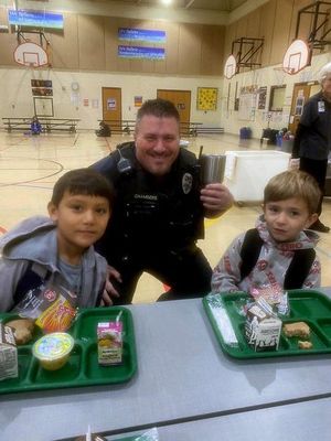 SPD Officers Attend Welcome Wednesday at Stewart Elementart