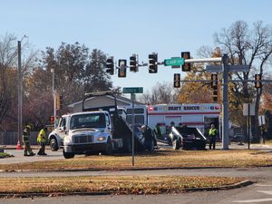 One Cited After 2-Vehicle Accident in South Saline