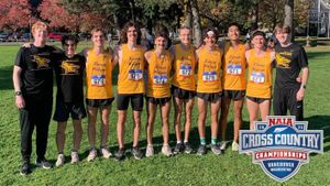 KWU Men's Cross Country Finishes 14th, Jackson Earns All-America Honor, Women Post Strong Finishes