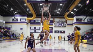 Men's Basketball picks up 87-74 win over Sterling