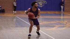 Coyotes cannot get past Saint Mary
