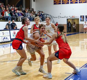 Lady Knights Basketball