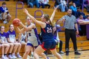 Southeast of Saline Ladies vs Minneapolis (Photo Gallery)