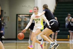 Lady Cougars Dominate 50-29 (Photo Gallery)