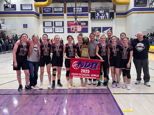 SVHE Eagles Capture Midwest Tournament Championship, Cap Off 23-4 Season