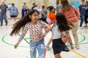 Heusner Elementary Hosts Their First "Family Folk Dance" (Photo Gallery)