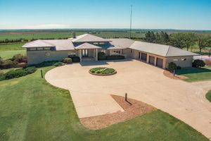 Home of the Day: Frank Lloyd Wright-Inspired Home with Stunning Views
