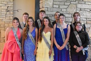 Salina Central High School Masquerade Prom (Photo Gallery)