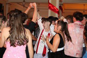Sacred Heart Prom (Photo Gallery)
