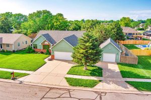 Home of the Day: Beautifully Maintained 5-Bedroom Home with Open Floor Plan