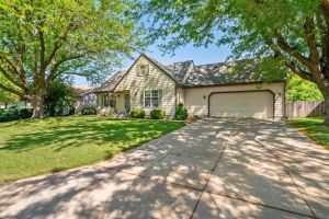 Spacious, Stylish, and Move-In Ready on Lynn Drive