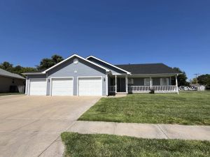 Spacious South Salina Ranch Near Coronado Elementary – 4 Bed, 3 Bath, $379,000