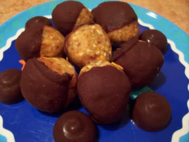 Coconut-Mango Shortbread Cookie Bites