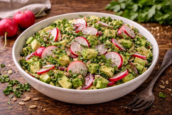 Radish Parsley Crunch Salad