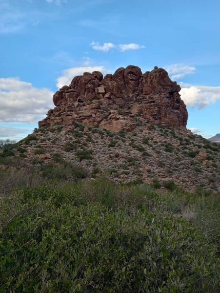 Boulder Canyon Terminus Rock Butte: our first food break spot.