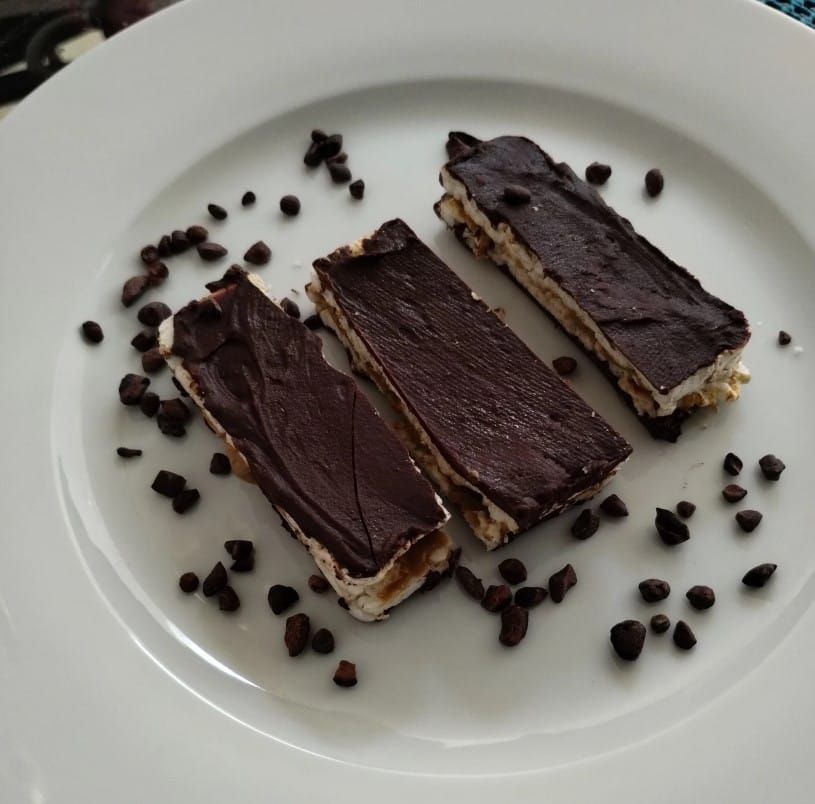 Chocolate Quinoa Cracker Sandwiches