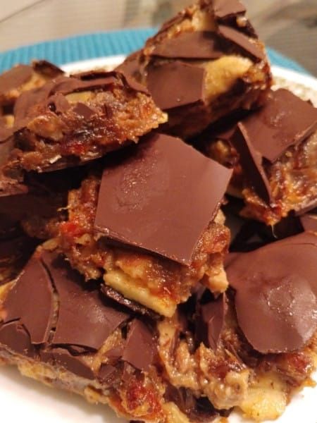 Heavenly Apple Pecan Date Bars