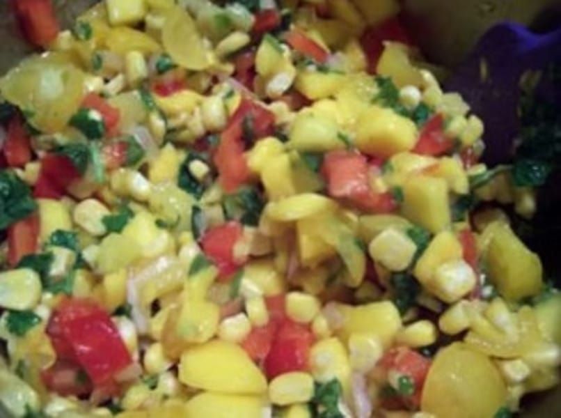 Refreshing Mango Pineapple Chunky Salsa
