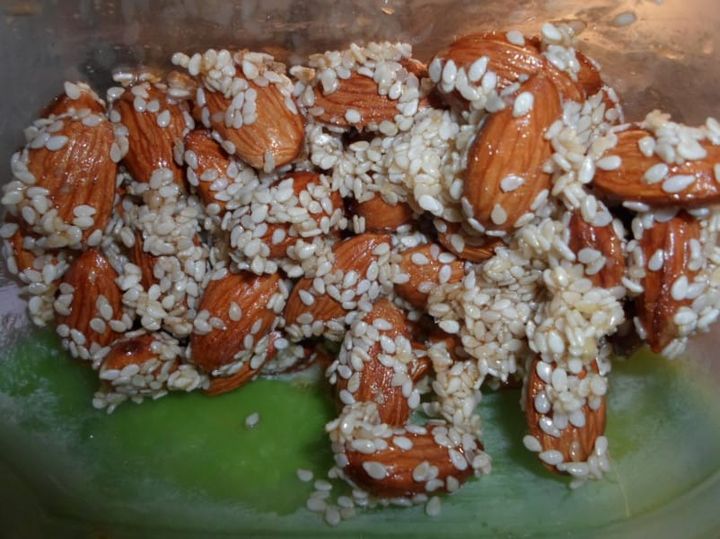 Healthy Nut Clusters 4-Ways