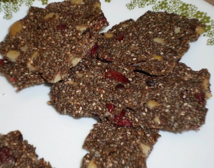 Pili Nut, Cranberry, Chia Seed Crackers